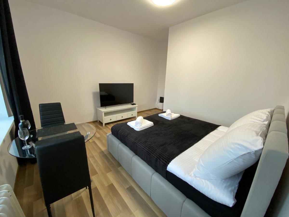 Vip Rooms Apartment Torun Ngoại thất bức ảnh